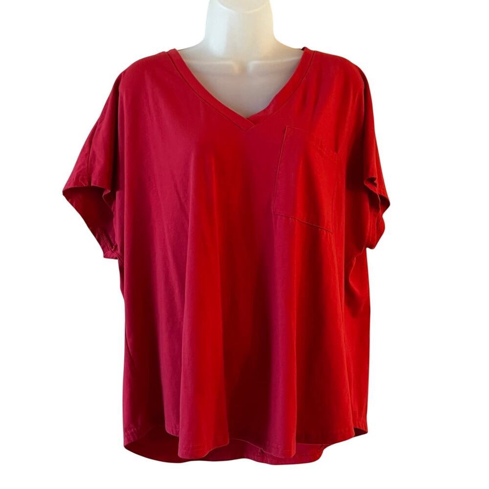 Shein Size 1XL Women's Red Short Sleeve T-Shirt with front pocket shirttail